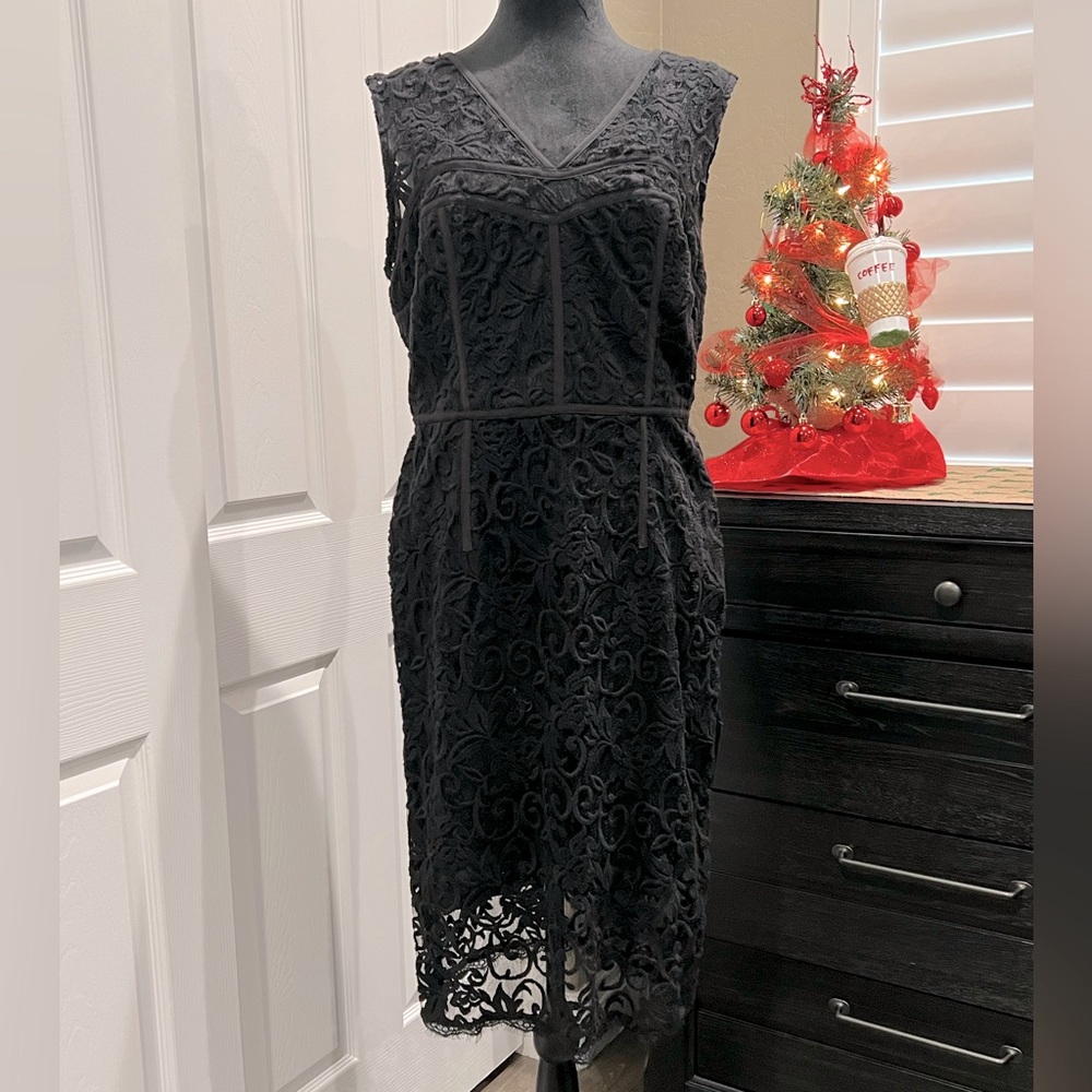 Adrianna Papell black lace midi dress sleeveless 14